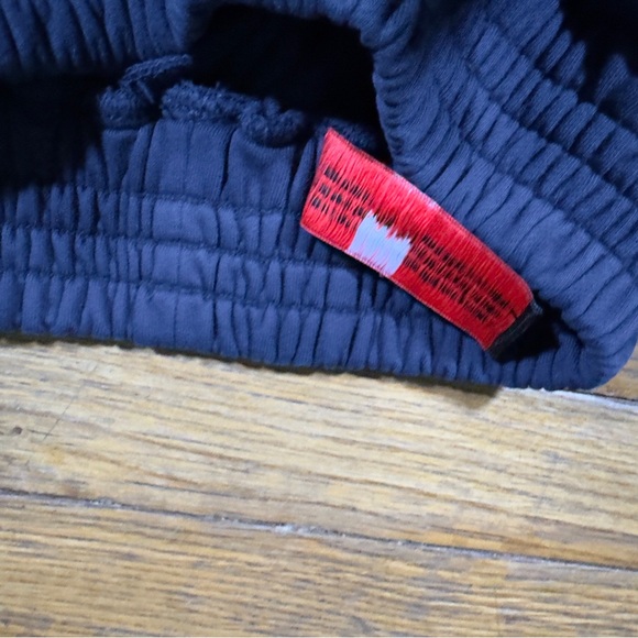 Vertebrae Navy
Sweatpants - Picture 5 of 10